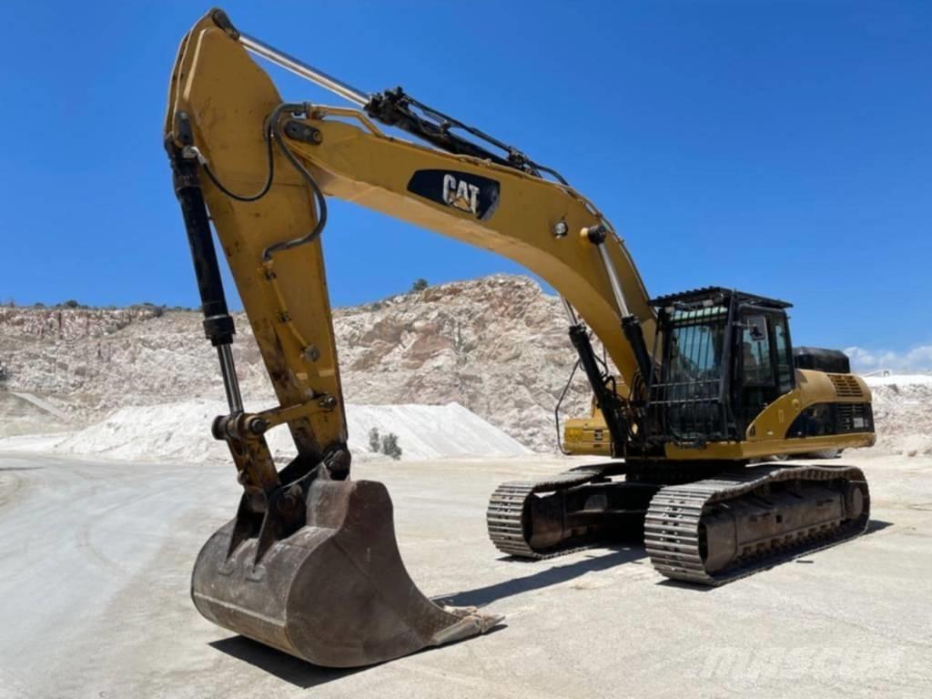 CAT 330 D LN Vikšriniai ekskavatoriai