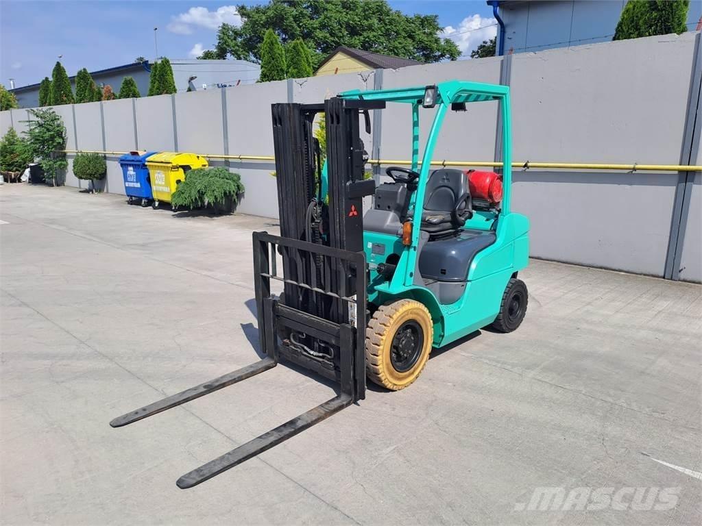 Mitsubishi FG25N LPG (dujiniai) krautuvai