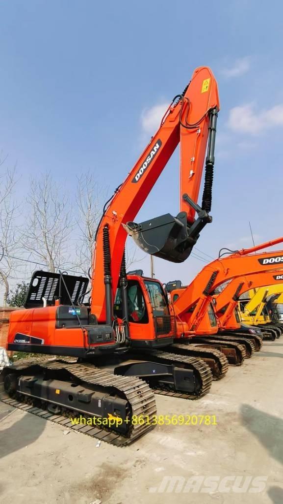 Doosan DX 225 Vikšriniai ekskavatoriai