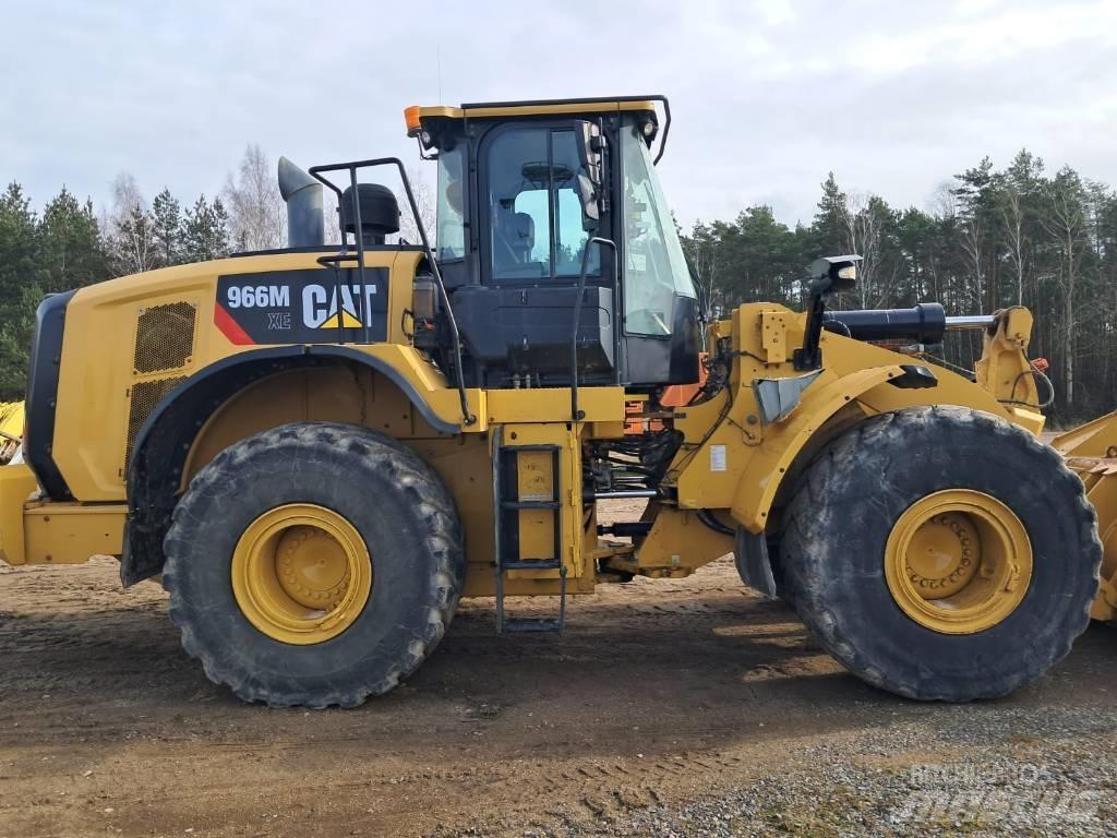 CAT 966M XE Naudoti ratiniai krautuvai