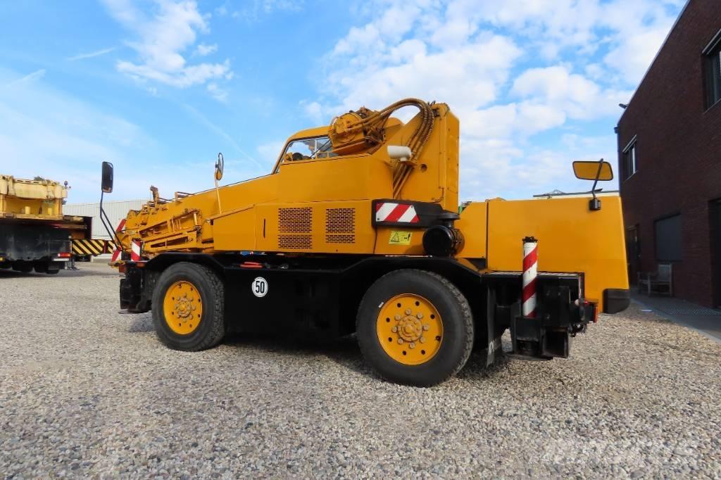 Kobelco RK 70 M2 Neapdoroto reljefo kranai