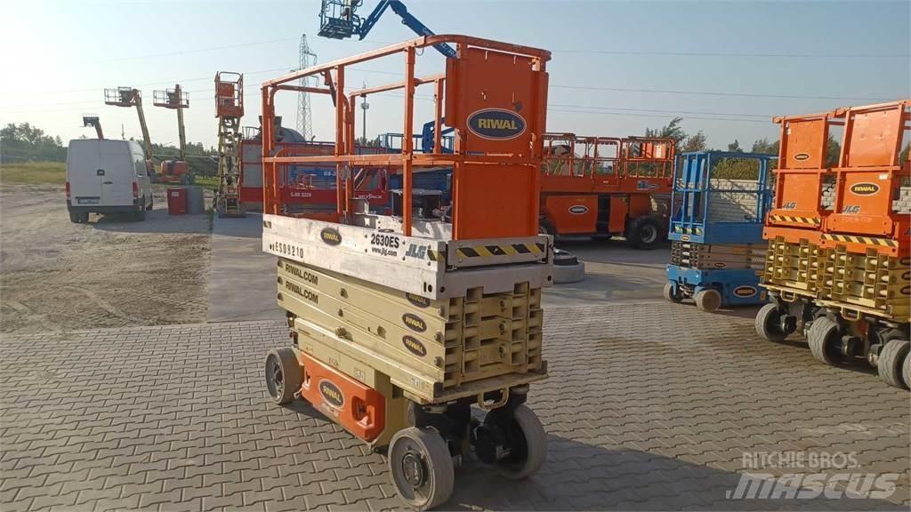 JLG 2630ES Žirkliniai keltuvai