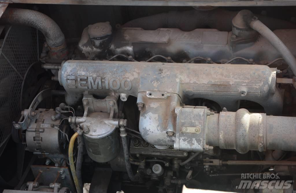 Hitachi KH 125-3 Vikšriniai kranai