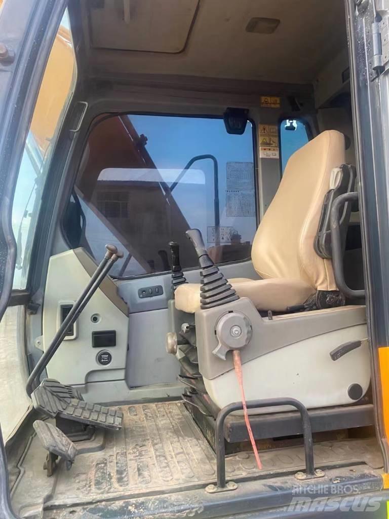 Hyundai R110VS Vikšriniai ekskavatoriai