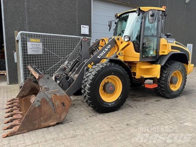 Volvo L45H Naudoti ratiniai krautuvai