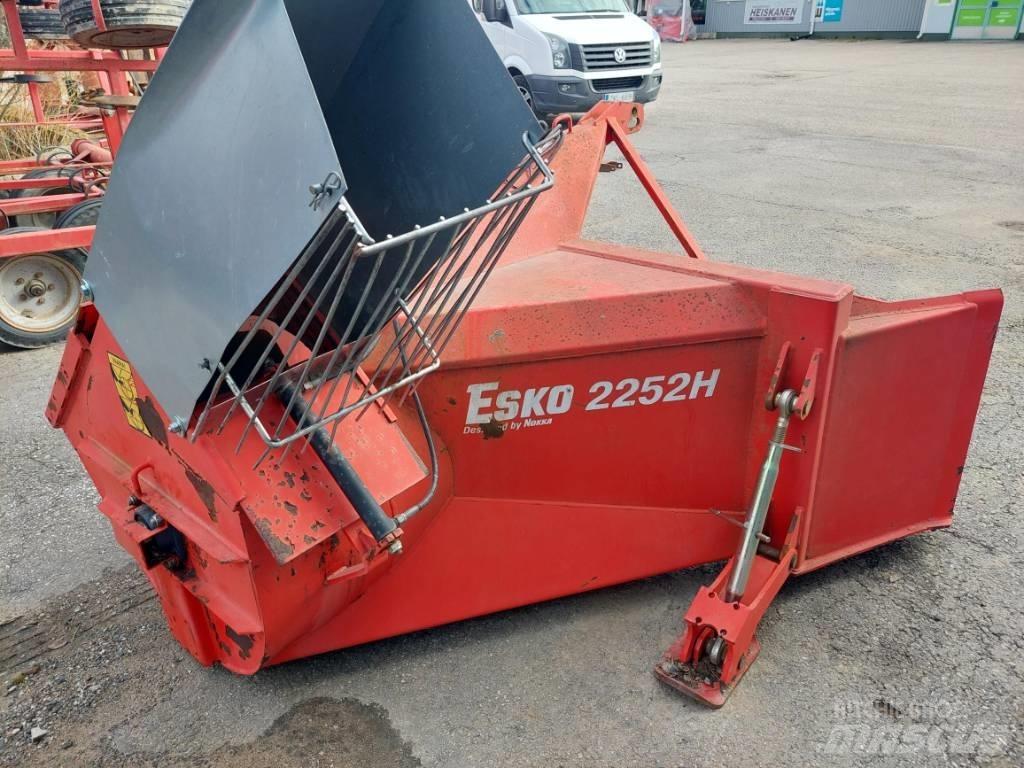 Esko 2252 H Sniego pūstuvai