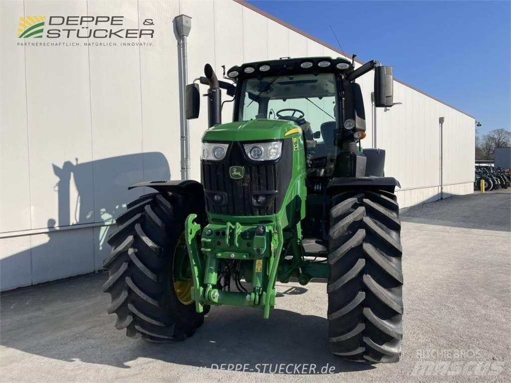 John Deere 6250R Traktoriai