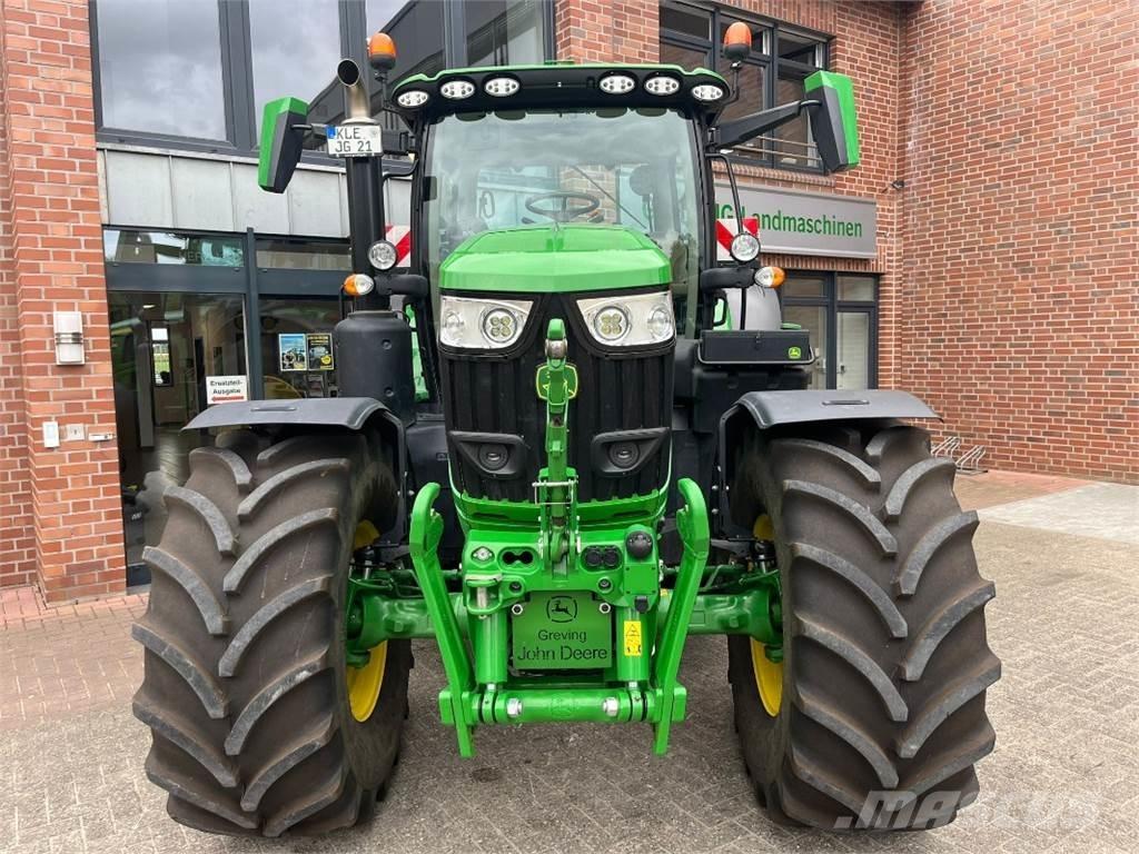 John Deere 6R215 Traktoriai
