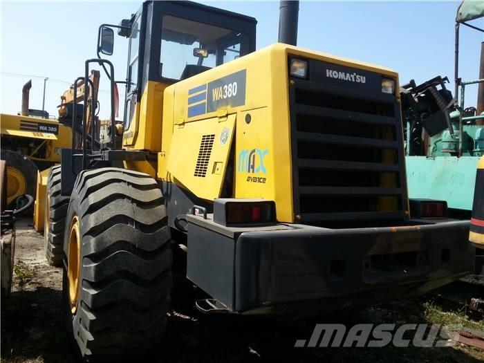 Komatsu WA 380-3 Naudoti ratiniai krautuvai