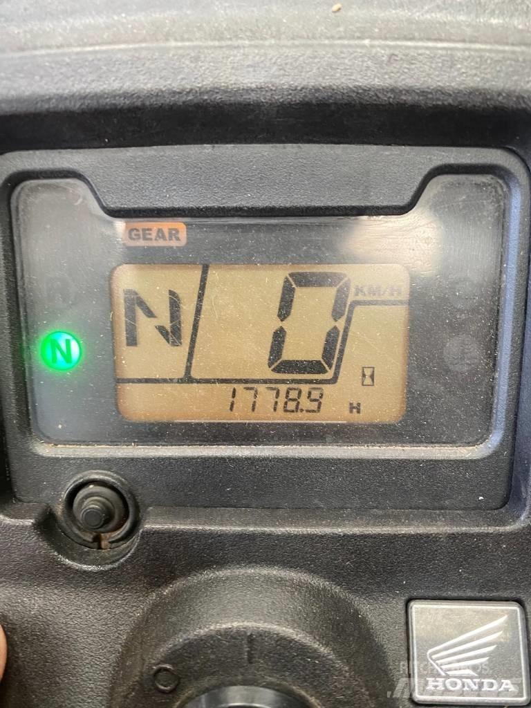 Honda TRX420FM1 Visureigiai
