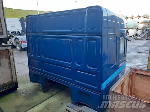 DAF SPACECAB Kabinos ir salonai