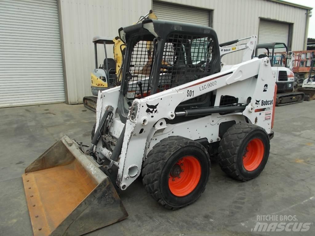 Bobcat S630 Krautuvai su šoniniu pasukimu