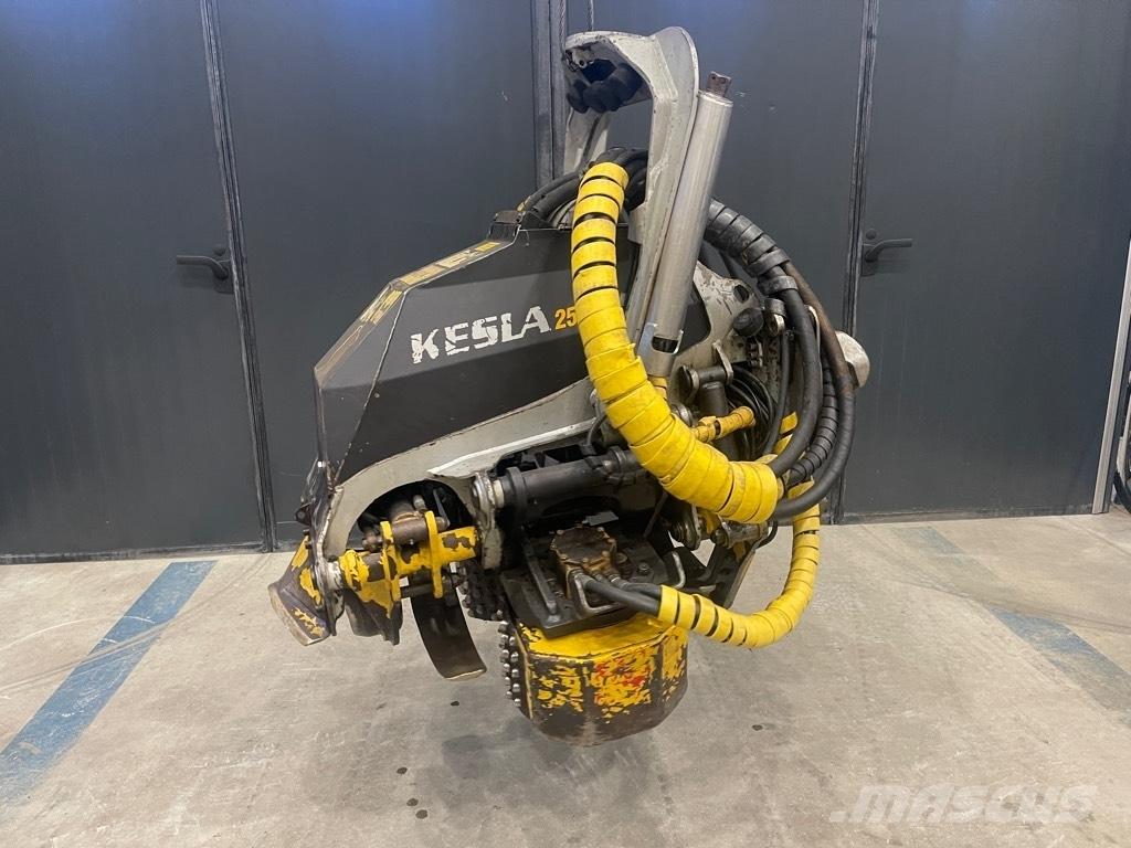 Kesla 25RH II Miško technika (Harvesteriai)