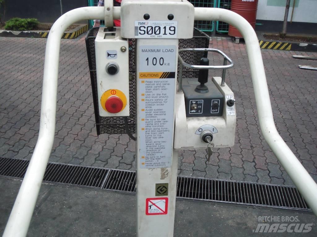 Aichi SX015      V-1650 Vertikalūs stiebiniai keltuvai