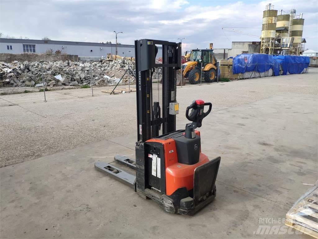 BT SWE120 Rankiniai vėžimėliai