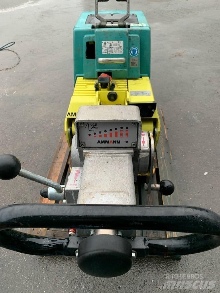 Ammann APH 5020 Kiti volai
