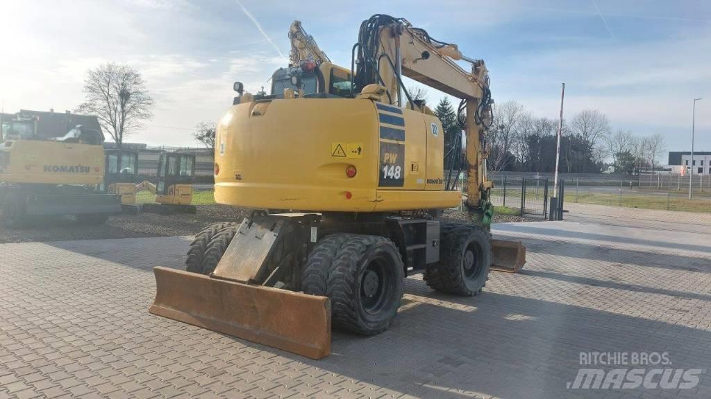 Komatsu PW 148-10 Ratiniai ekskavatoriai