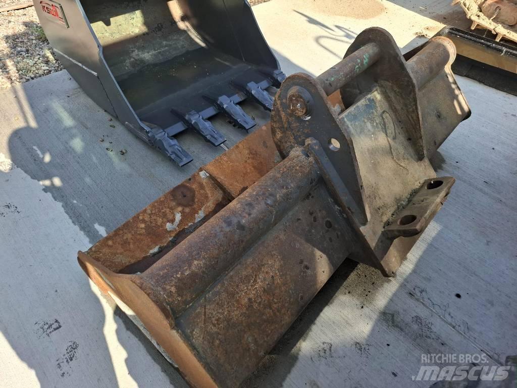 Komatsu PW 148-10 Ratiniai ekskavatoriai