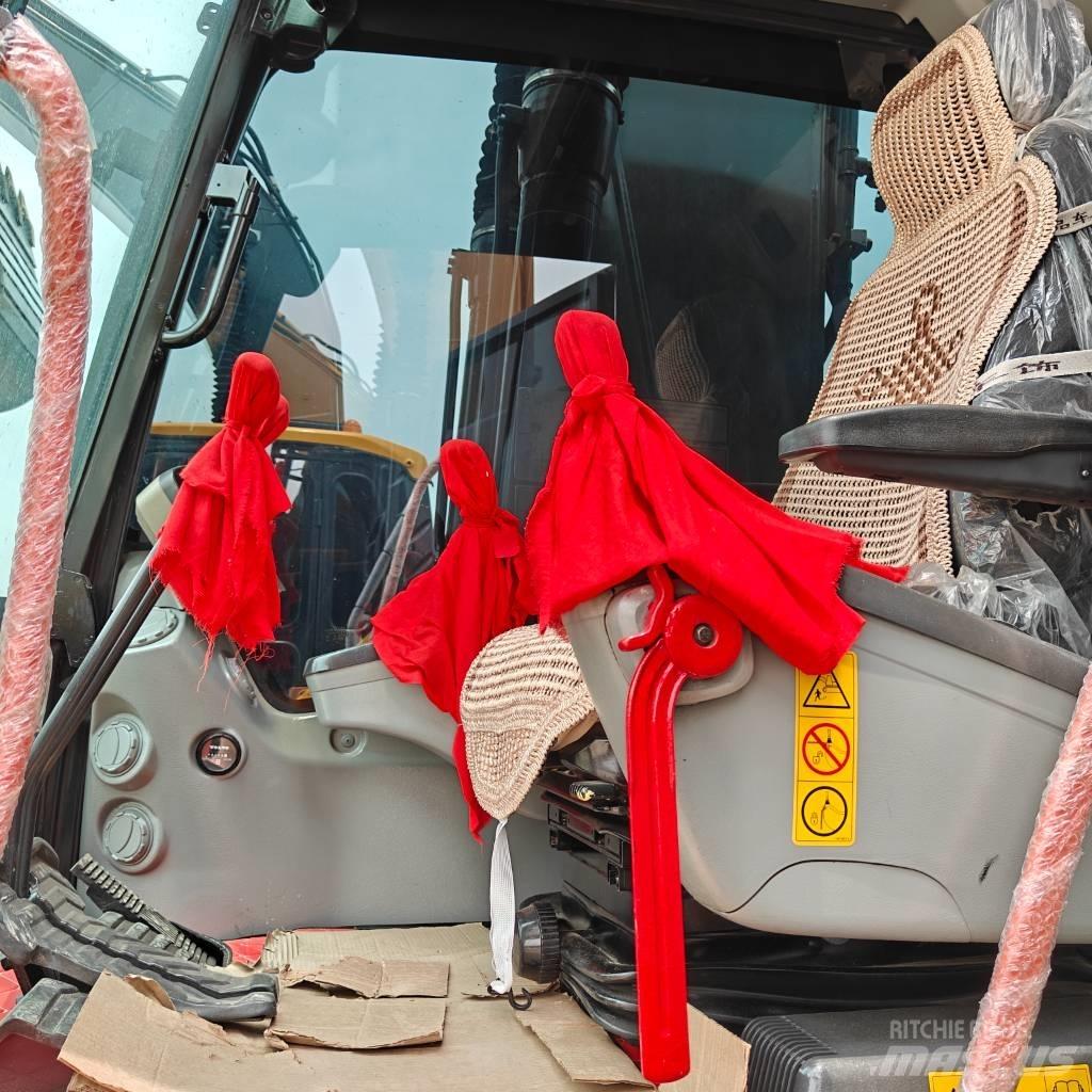 Volvo 220D Vikšriniai ekskavatoriai