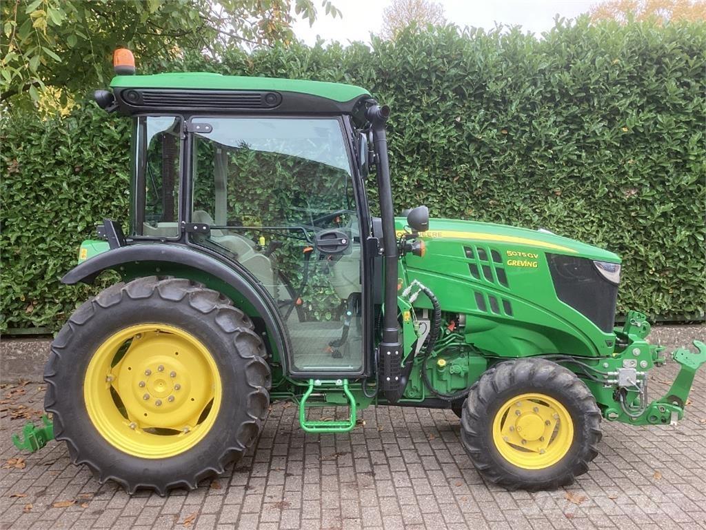 John Deere 5075GV Traktoriai