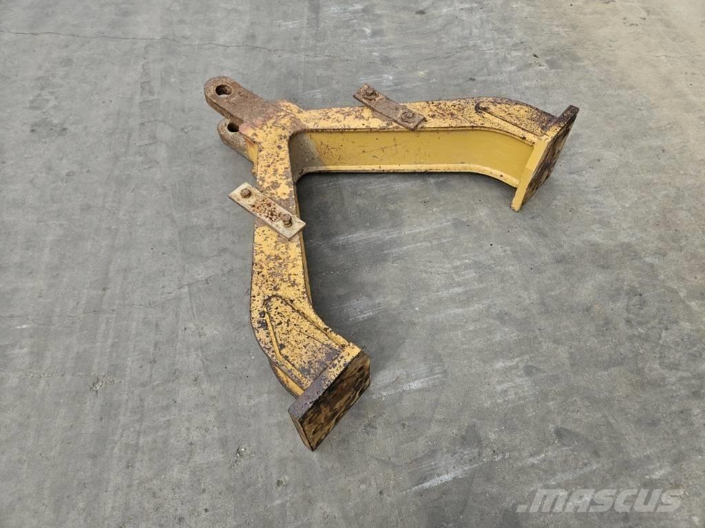 CAT D6R Kiti naudoti statybos komponentai