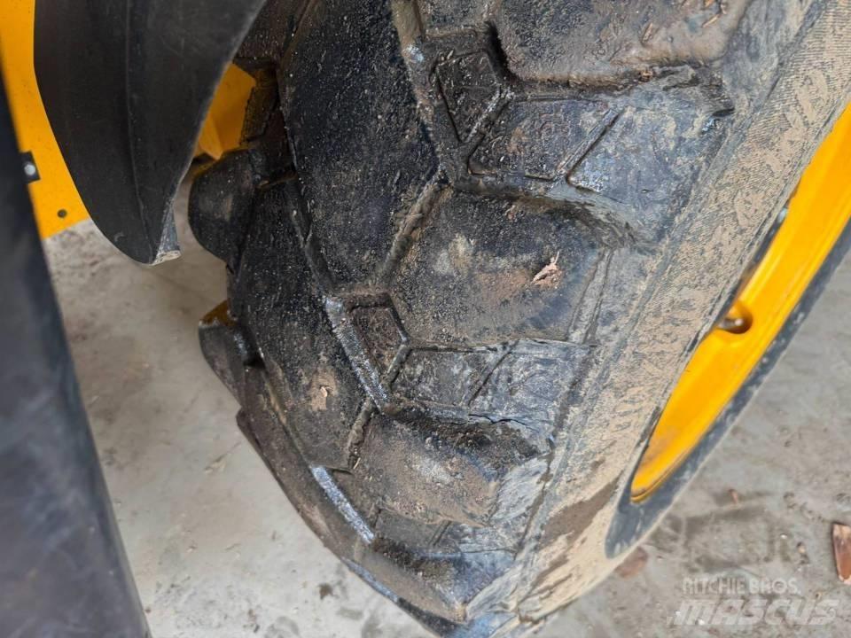 JCB 535-95 Teleskopiniai krautuvai