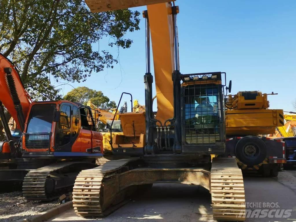 Hyundai 520L-9VS Vikšriniai ekskavatoriai