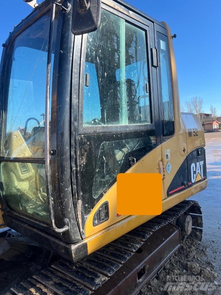 CAT 307 C Vidutinės galios ekskavatoriai 7-12 t