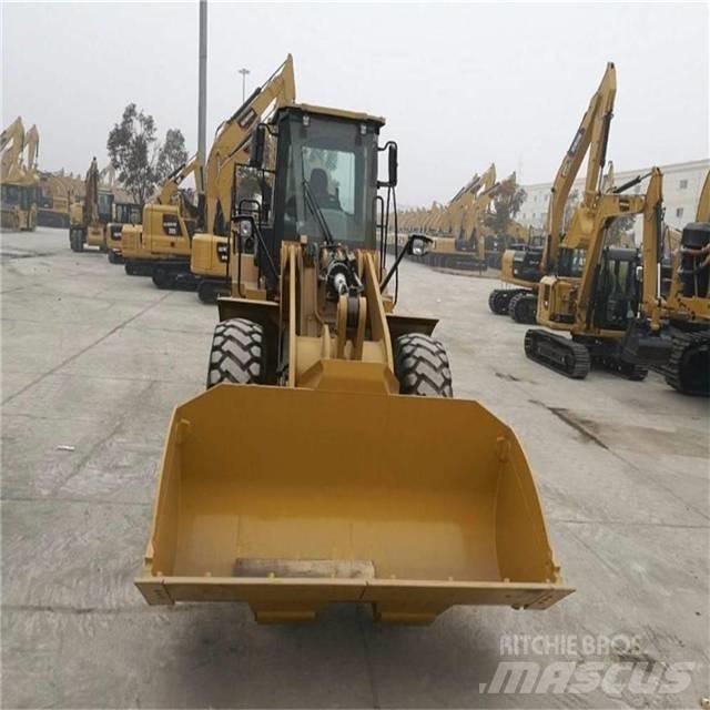 CAT 950G Naudoti ratiniai krautuvai