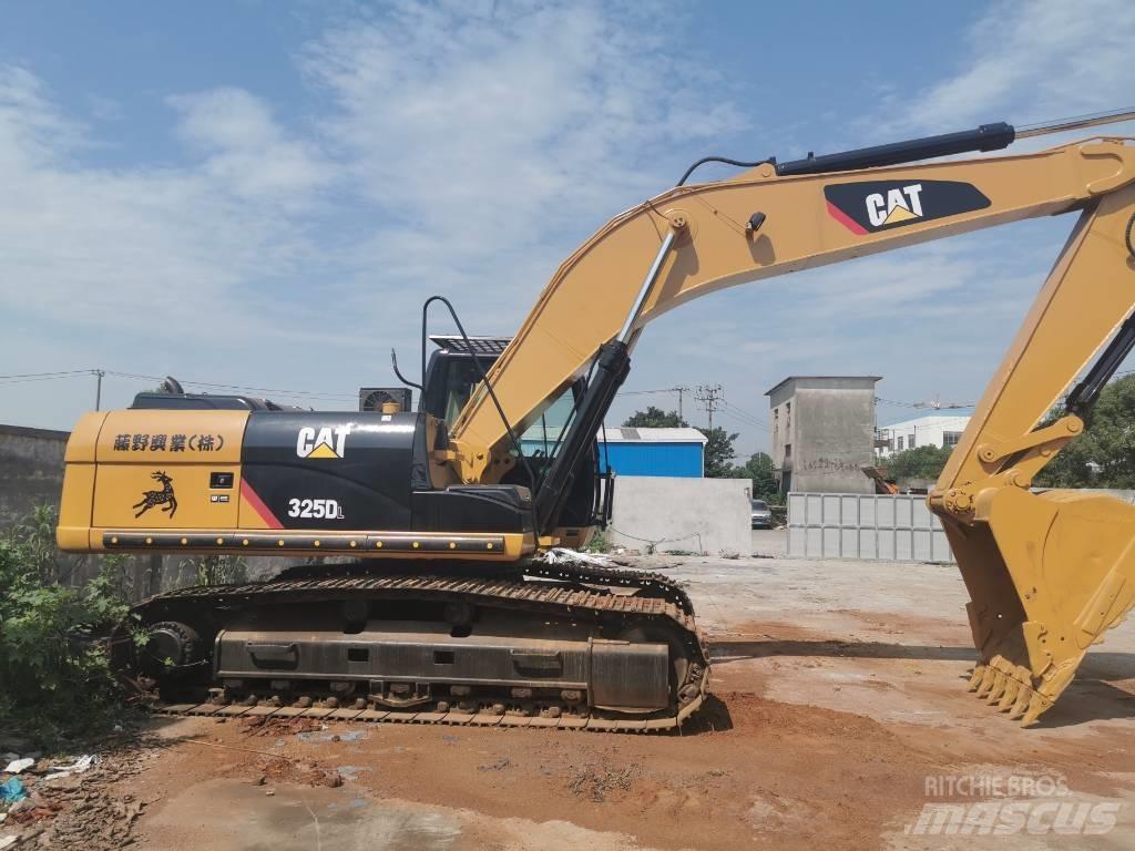 CAT 325DL Vikšriniai ekskavatoriai