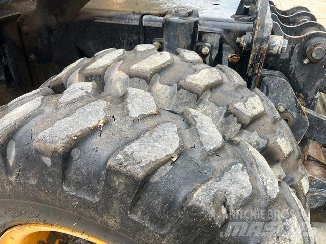 JCB JS 175 W Ratiniai ekskavatoriai