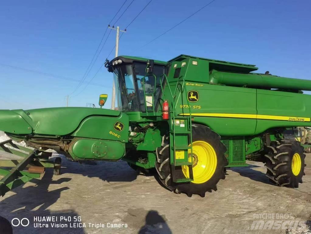 John Deere 9770 STS Derliaus nuėmimo kombainai