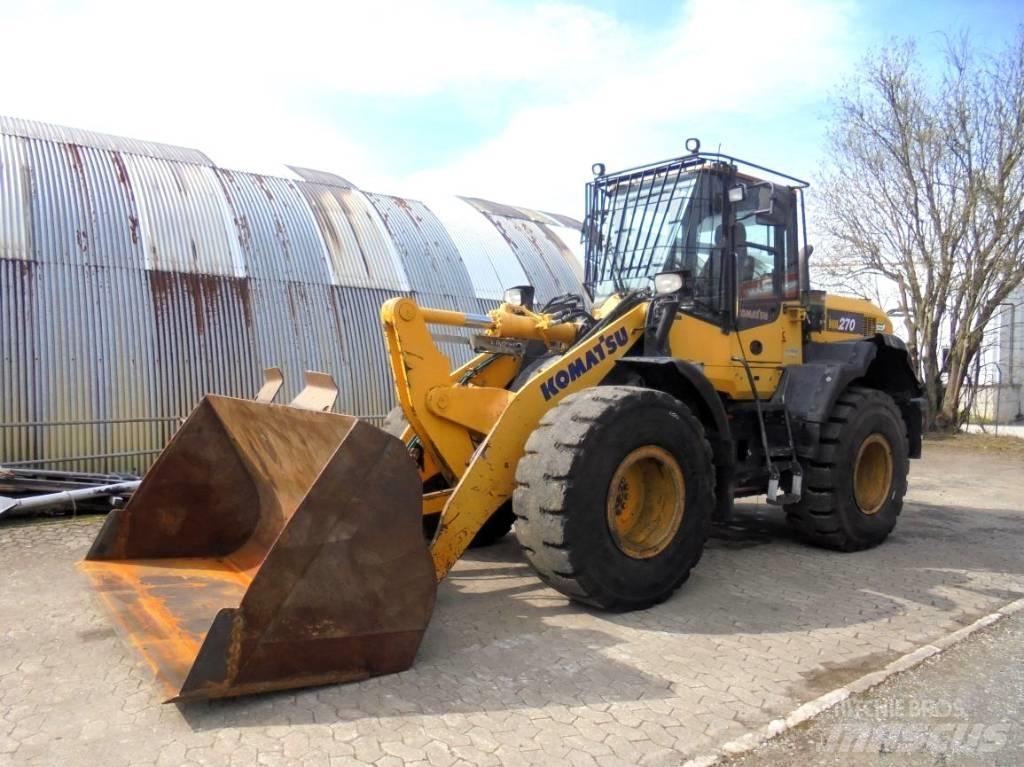 Komatsu WA 270-7 Naudoti ratiniai krautuvai