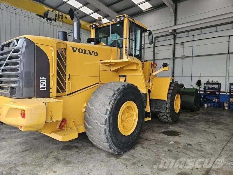 Volvo L 150 F Naudoti ratiniai krautuvai