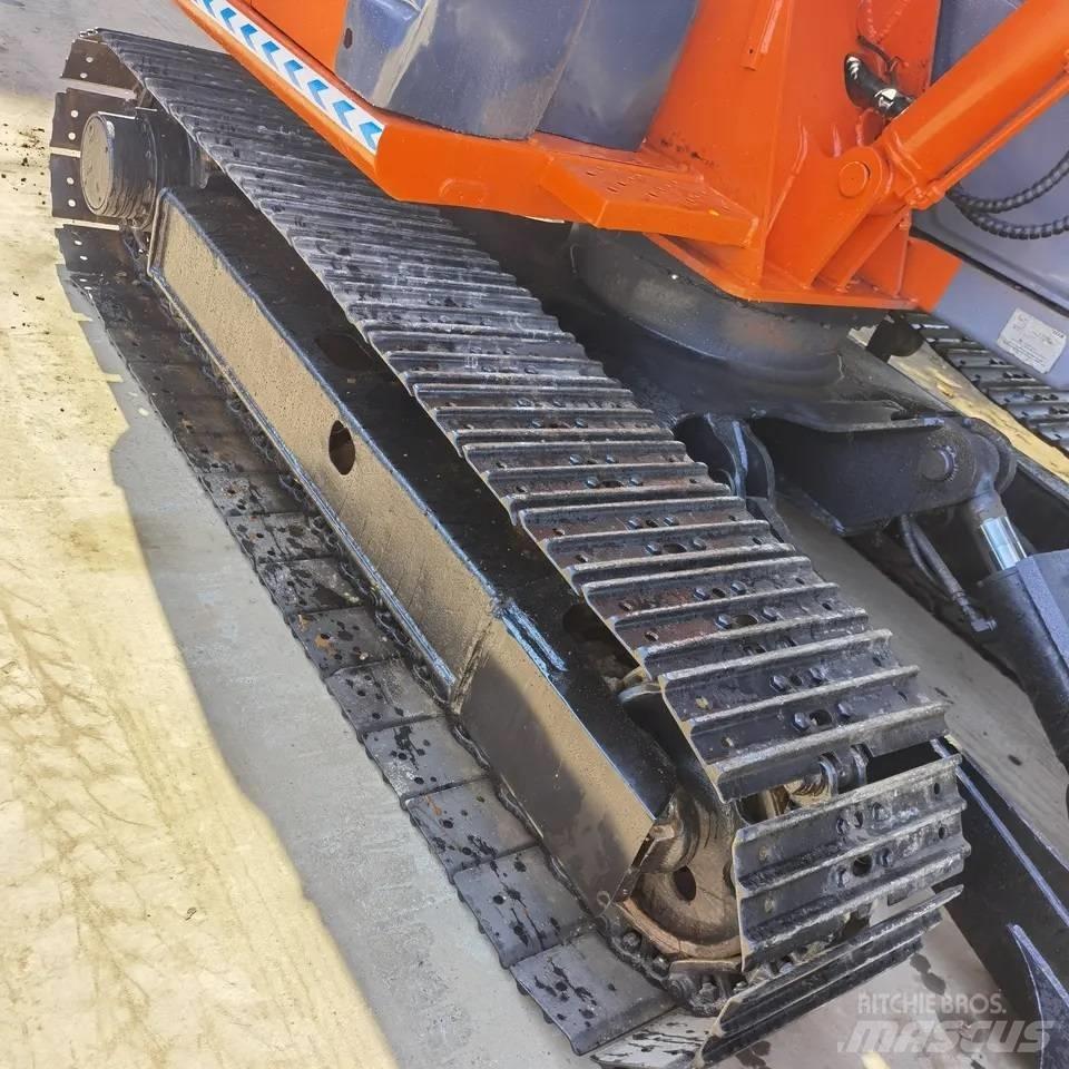 Hitachi ZX70 Vikšriniai ekskavatoriai
