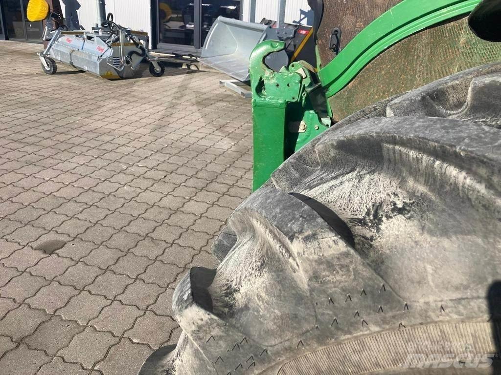 John Deere 6190R Traktoriai
