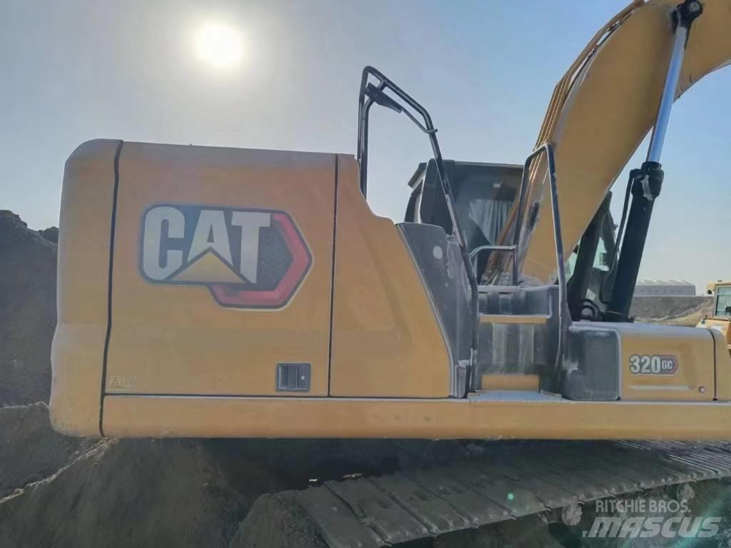 CAT 320 GC Vikšriniai ekskavatoriai