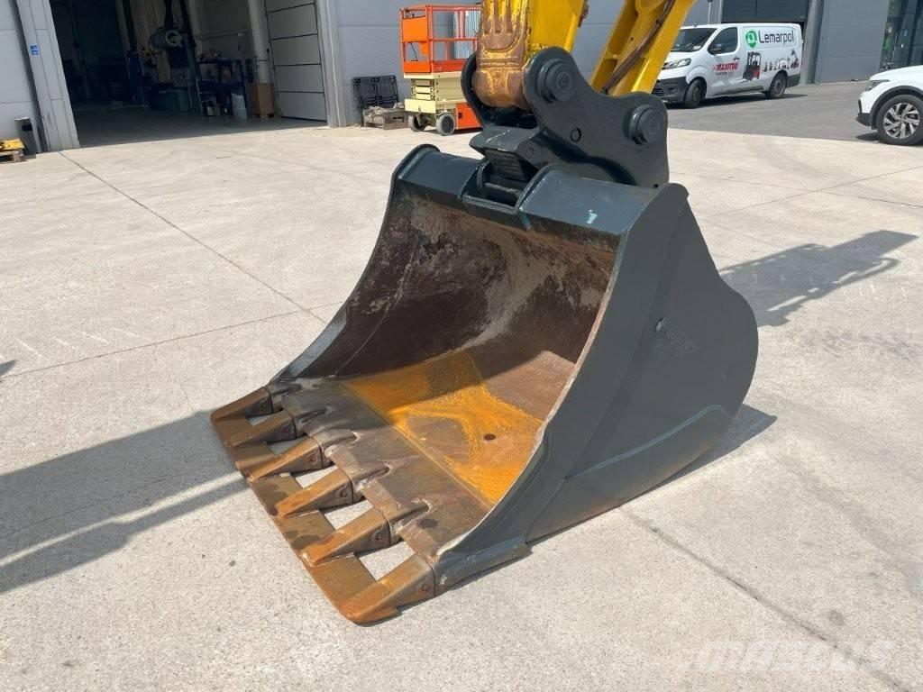 Komatsu PC 210 LC-11 Vikšriniai ekskavatoriai