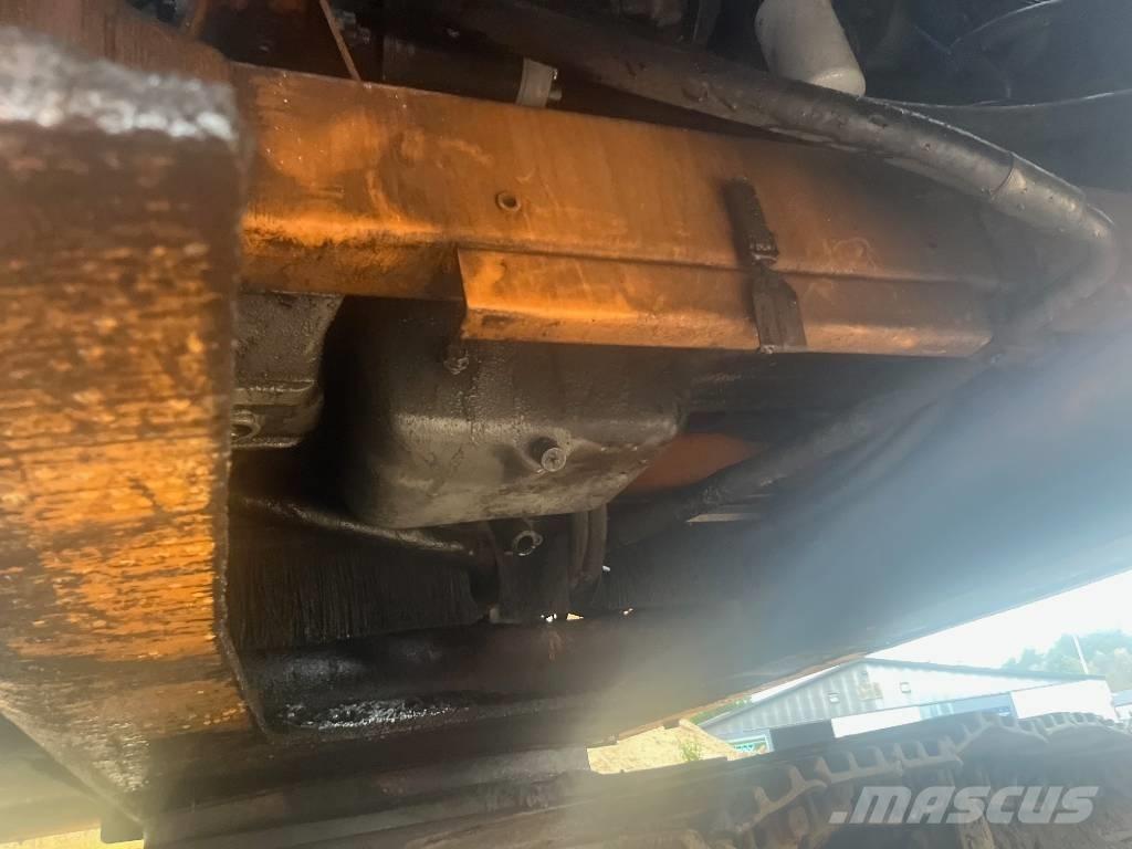 CASE 1188 Vikšriniai ekskavatoriai