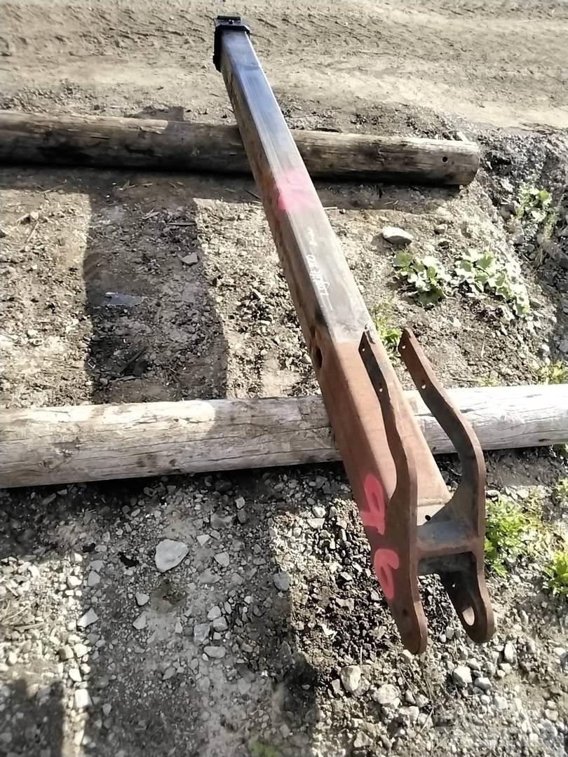 Loglift 200 Medžių kirtimo mašinų kranai