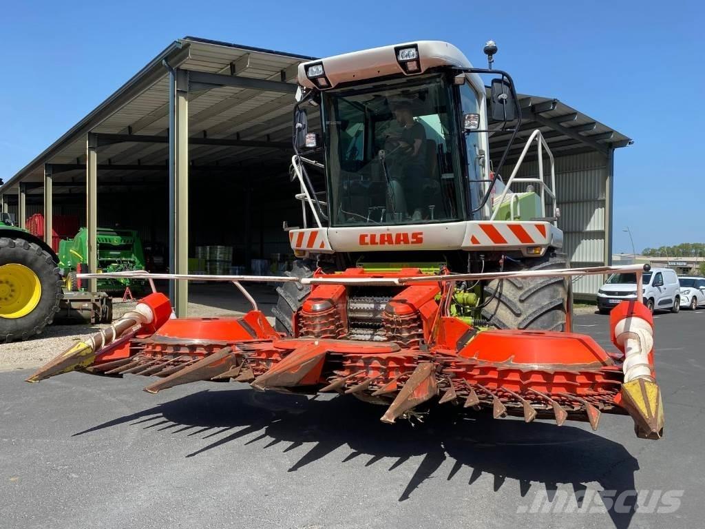 CLAAS JAGUAR 830 Pašarų kombainai