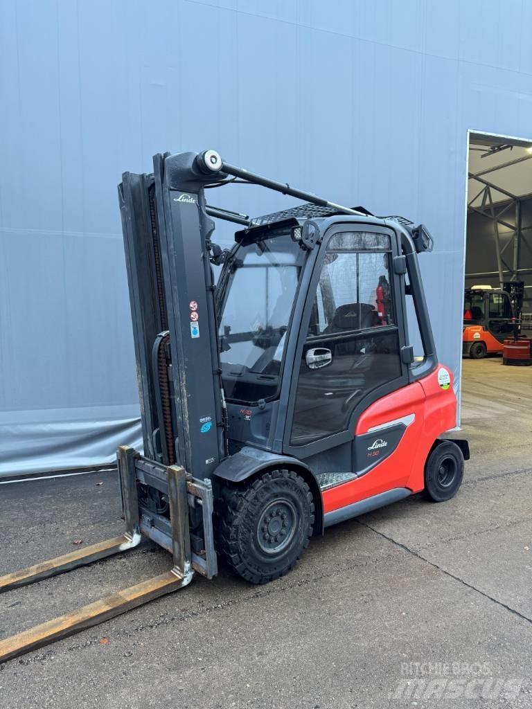 Linde H30D Dyzeliniai krautuvai