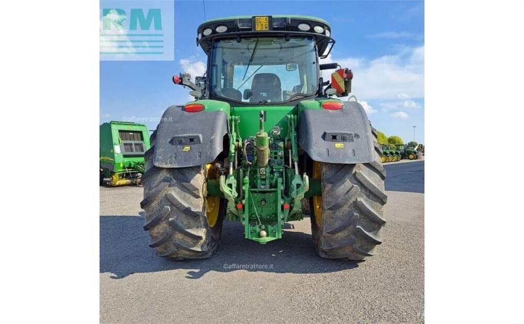 John Deere 7310 Traktoriai