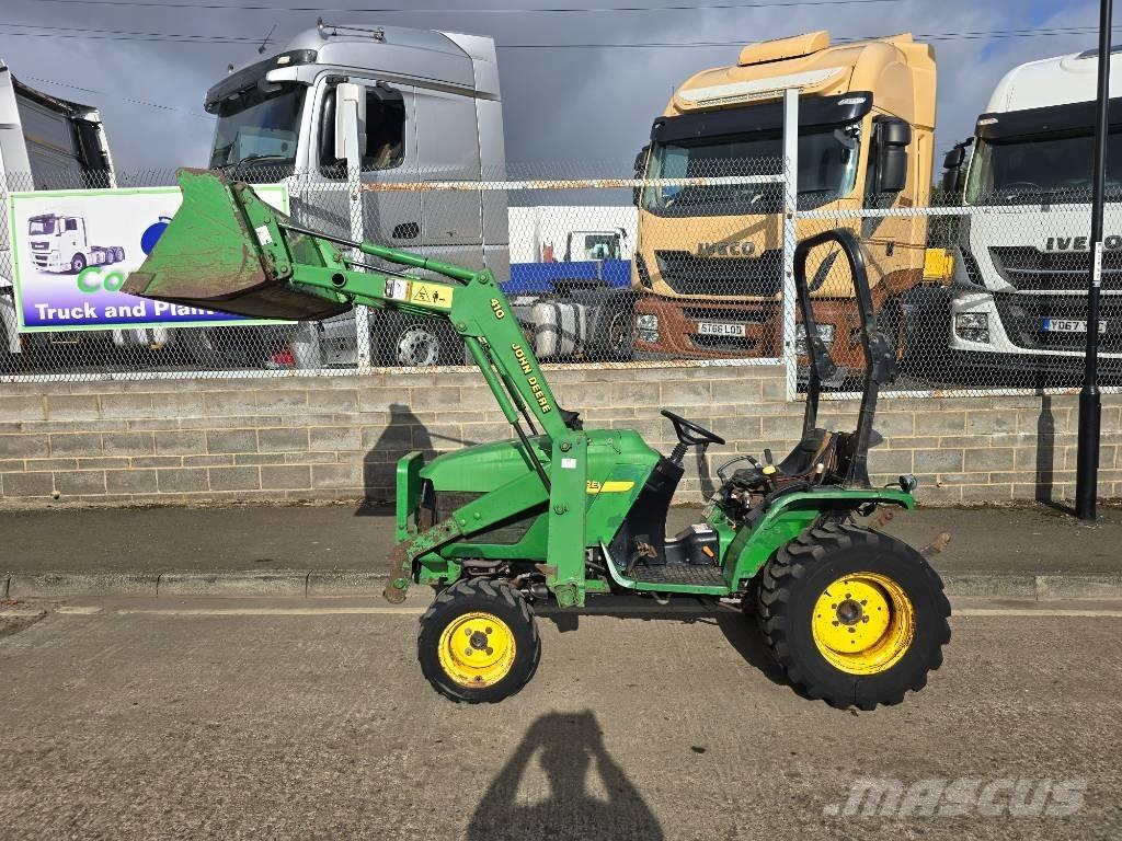 John Deere 2520 HST Naudoti kompaktiški traktoriai