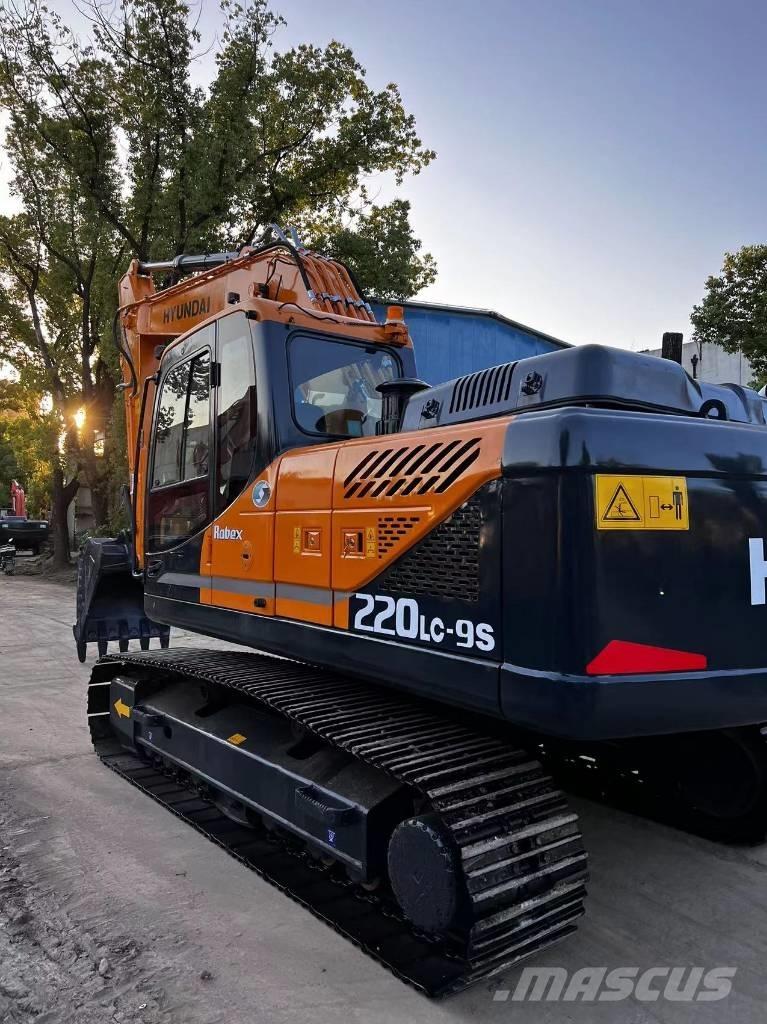 Hyundai 220 LC -9S Vikšriniai ekskavatoriai