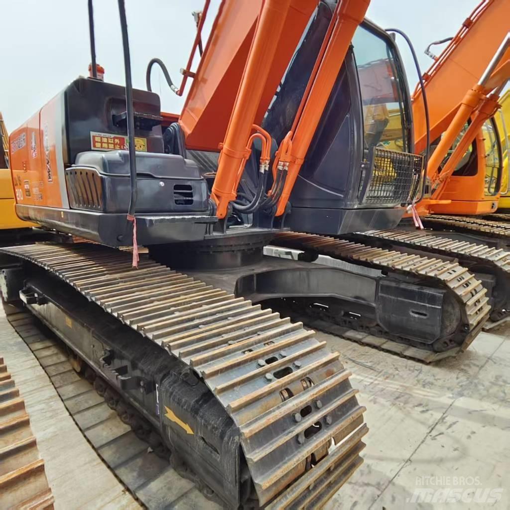 Hitachi ZX 210 Vikšriniai ekskavatoriai