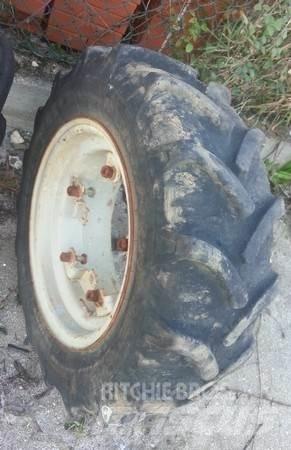  Pneu 280/70R18 Padangos, ratai ir ratlankiai