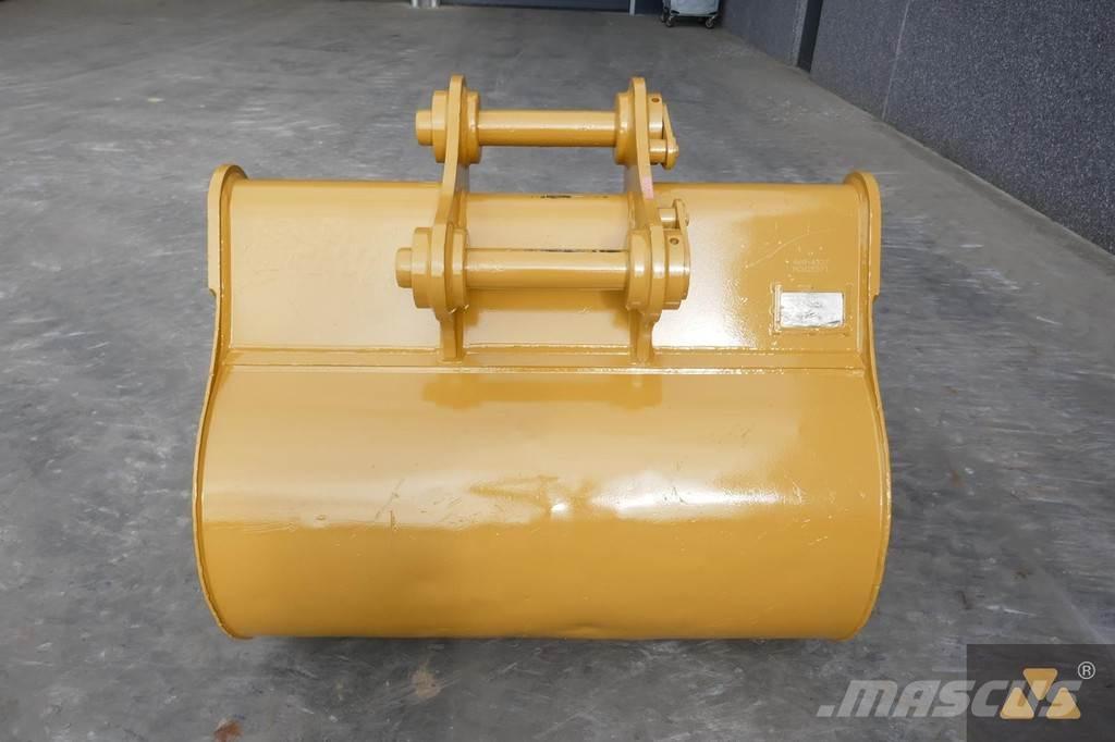 CAT 320 Bucket Kaušai