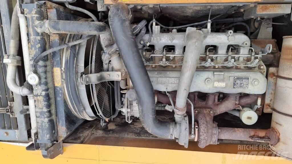 CASE CX 210 LC Vikšriniai ekskavatoriai