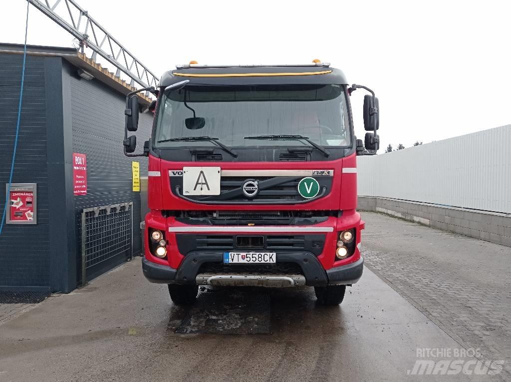 Volvo FM 300 Savivarčių priekabų vilkikai